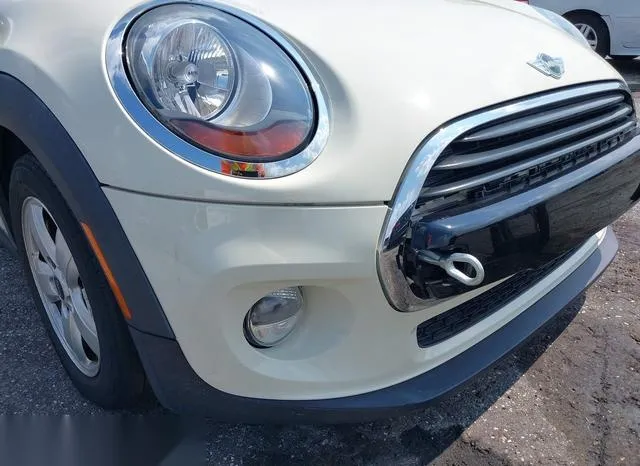 WMWXP5C38H2F61723 2017 2017 Mini Hardtop- Cooper 6