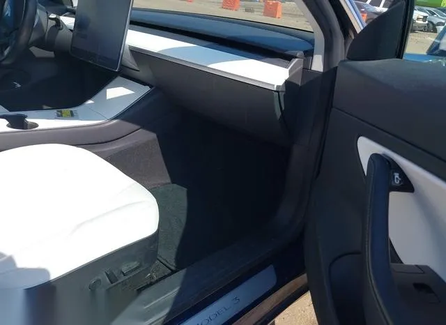 5YJ3E1EB9KF391037 2019 2019 Tesla Model 3- Long Range/Perfo 5