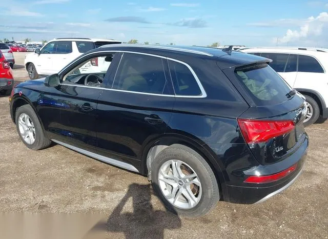 WA1ANAFY8K2093098 2019 2019 Audi Q5- 45 Premium 3