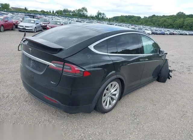 5YJXCBE21JF088510 2018 2018 Tesla Model X- 100D/75D/P100D 4