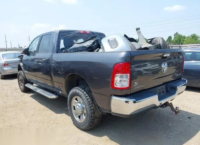 3C6UR5DL3KG544037 2019 2019 RAM 2500- Big Horn  4X4 6-4 Box 3