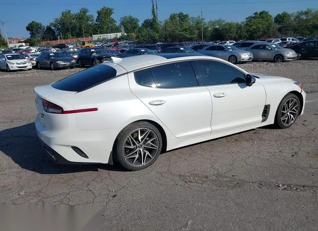 KNAE35LD2N6104239 2022 2022 KIA Stinger- Gt-Line 4