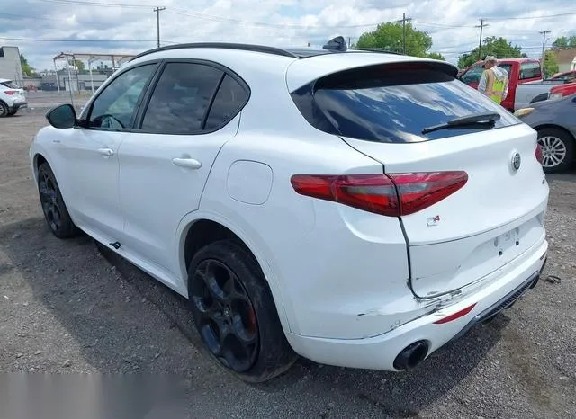 ZASPAKBN1N7D41865 2022 2022 Alfa Romeo Stelvio- Veloce Ti Awd 3