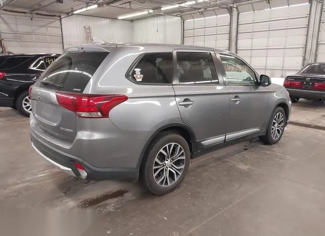 JA4AZ3A33JJ004425 2018 2018 Mitsubishi Outlander- ES 4