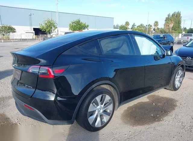 7SAYGDEE6PF919056 2023 2023 Tesla Model Y 4