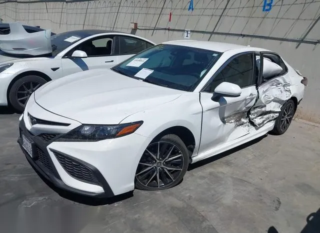 4T1G11AK9MU566735 2021 2021 Toyota Camry- SE 2