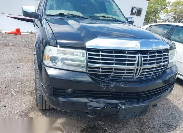 5LMJJ3J5XAEJ10855 2010 2010 Lincoln Navigator- L 6