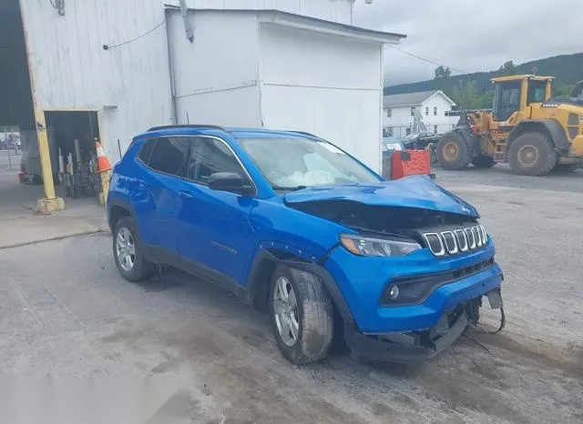 3C4NJDBB0NT101784 2022 2022 Jeep Compass- Latitude 4X4 1