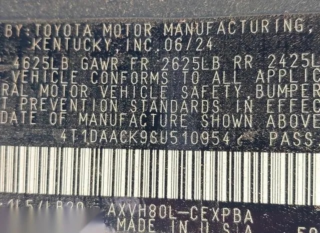 4T1DAACK9SU510954 2025 2025 Toyota Camry- Xse 9