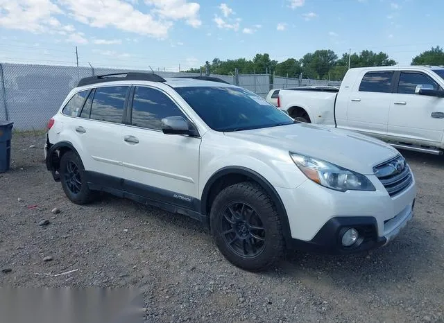 4S4BRBPC7E3221672 2014 2014 Subaru Outback- 2-5I Limited 1