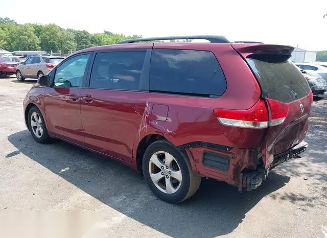 5TDKK3DCXDS281655 2013 2013 Toyota Sienna- Le V6 8 Passenger 3