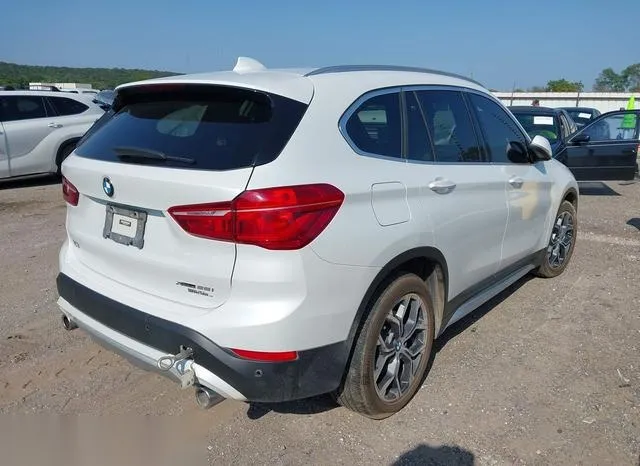 WBXJG9C01N5V02965 2022 2022 BMW X1- Xdrive28I 4