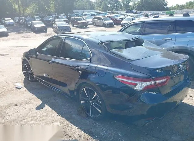 4T1B61HK1JU605430 2018 2018 Toyota Camry- Xse 3