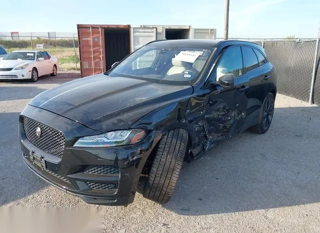 SADCK2GX4JA294749 2018 2018 Jaguar F-Pace- 30T Prestige 2