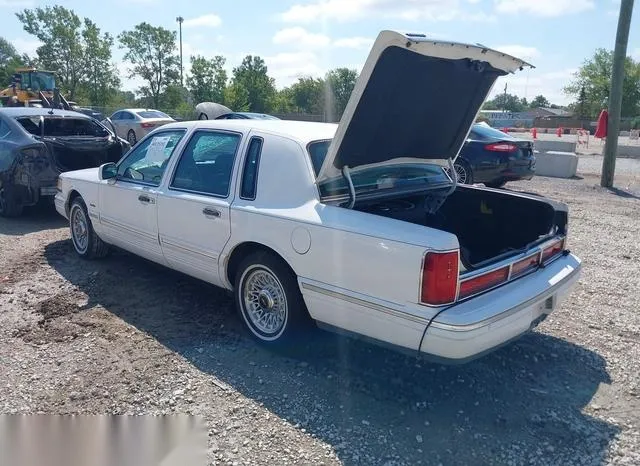 1LNLM81W0VY655573 1997 1997 Lincoln Town Car- Executive 3