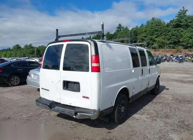 1GTGG25V051262404 2005 2005 GMC Savana- Standard 4