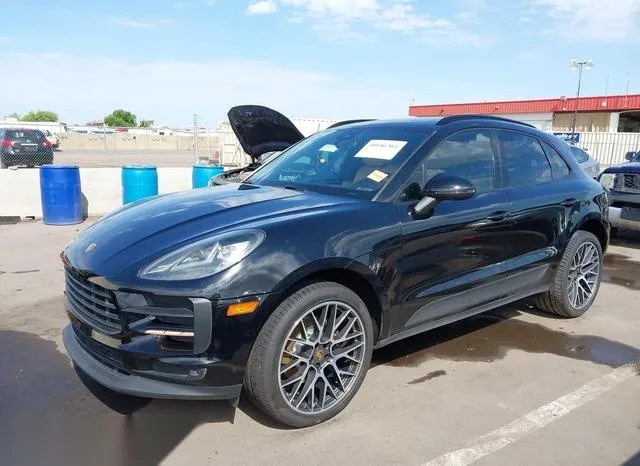 WP1AA2A51KLB00132 2019 2019 Porsche Macan 2