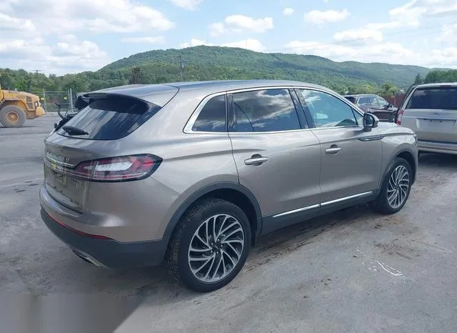 2LMPJ8L90KBL17962 2019 2019 Lincoln Nautilus- Reserve 4