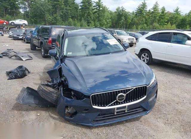 YV4L12RV5P1380393 2023 2023 Volvo XC60- B5 Core 6