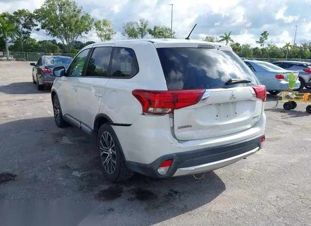 JA4AD3A39GZ056862 2016 2016 Mitsubishi Outlander- SE 6