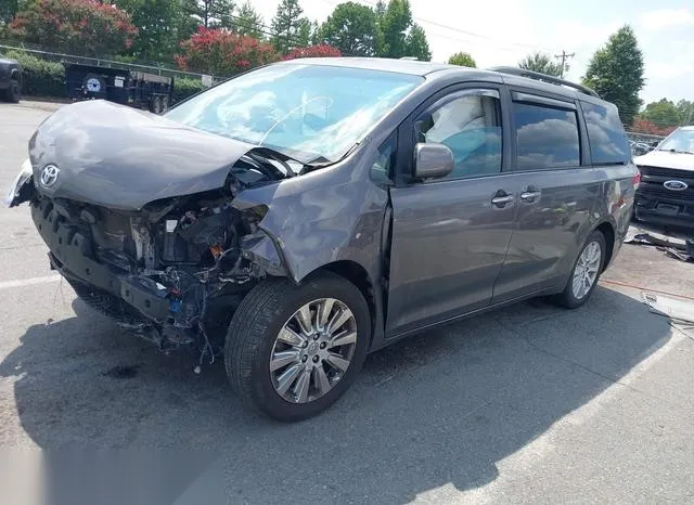 5TDYK3DC4CS233920 2012 2012 Toyota Sienna- Limited V6 7 Pas 2