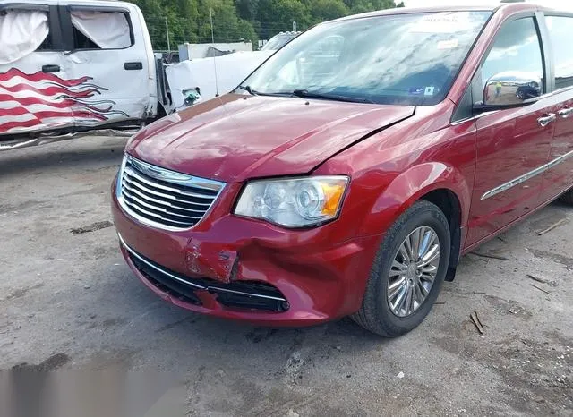 2C4RC1GG4ER169684 2014 2014 Chrysler Town and Country- Limited 6