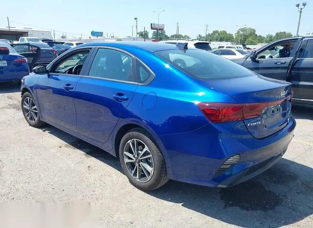 3KPF24AD4RE795104 2024 2024 KIA Forte- Lxs 3