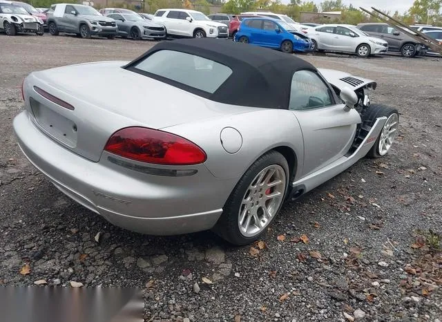 1B3JZ65Z94V101178 2004 2004 Dodge Viper- Srt10 4