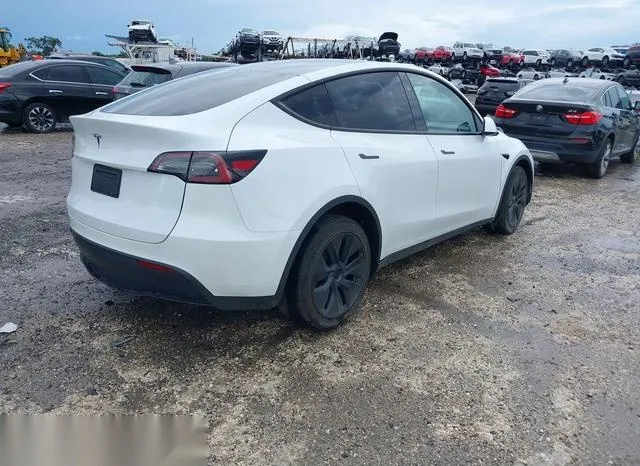 7SAYGDED0RF131190 2024 2024 Tesla Model Y- Long Range Dual 4