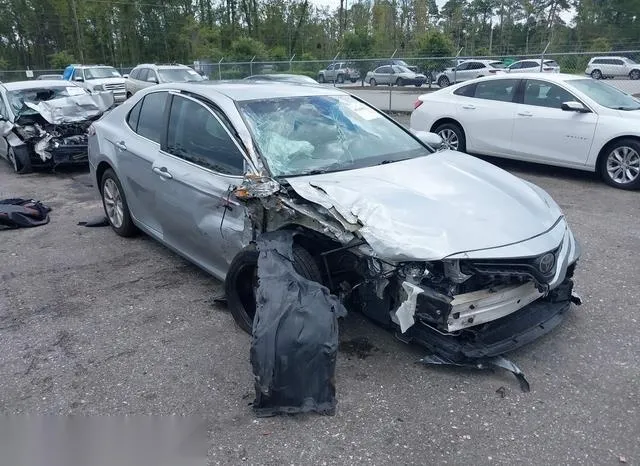 4T1B11HK8JU520857 2018 2018 Toyota Camry- LE 6