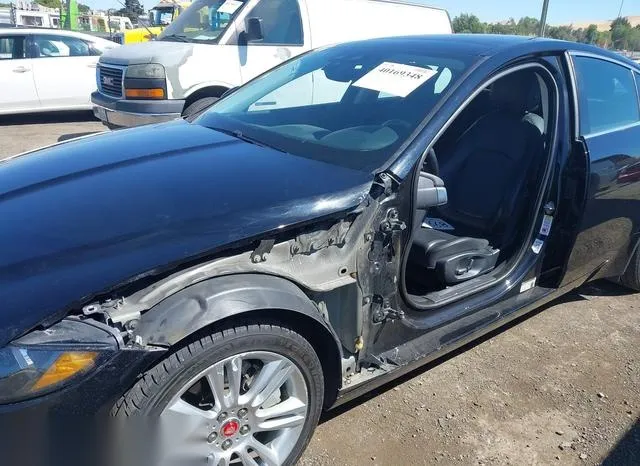 SAJAR4FX2KCP52856 2019 2019 Jaguar XE- 25T 6