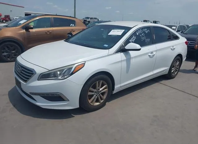 5NPE24AF3FH003285 2015 2015 Hyundai Sonata- SE 2