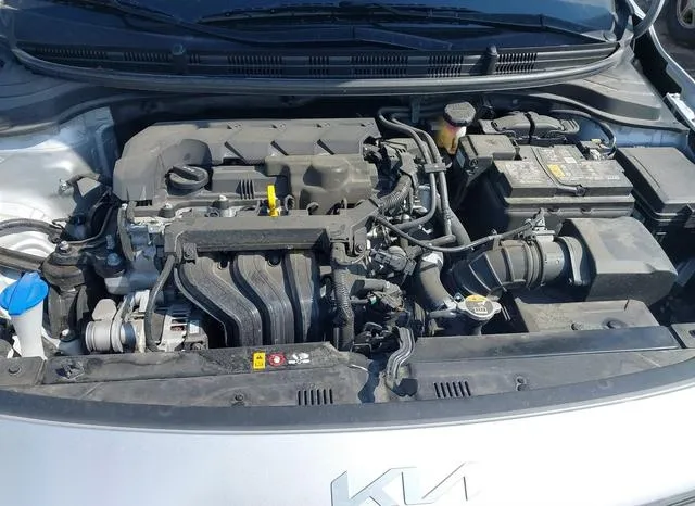 3KPA24ADXNE504660 2022 2022 KIA Rio- S 10