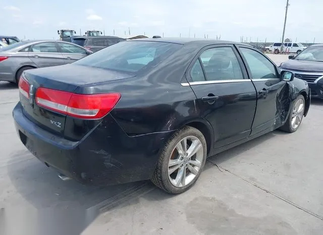 3LNHL2GCXAR615352 2010 2010 Lincoln MKZ 4