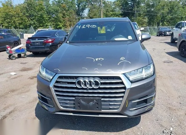 WA1LHAF78KD044334 2019 2019 Audi Q7- 45 Se Premium 6