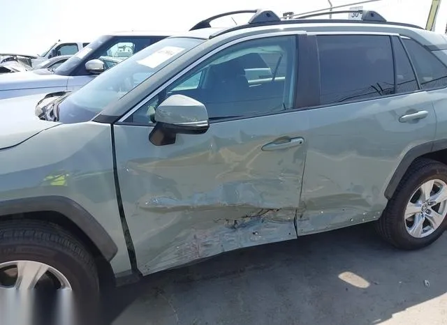 2T3W1RFV9KW006148 2019 2019 Toyota RAV4- Xle 6