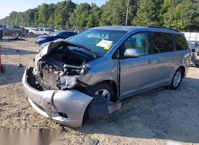 5TDKK3DC2FS531926 2015 2015 Toyota Sienna- Le 8 Passenger 2