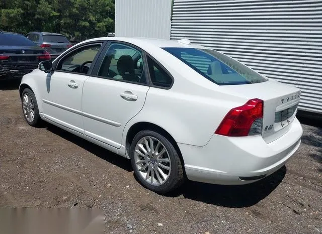 YV1MS382092462119 2009 2009 Volvo S40- 2-4I 3