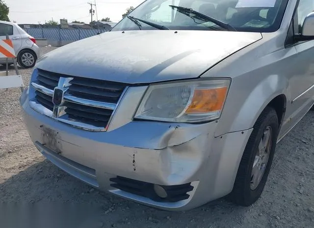 2D4RN5D15AR165092 2010 2010 Dodge Grand Caravan- Sxt 6