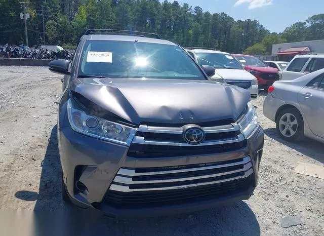 5TDZARFH6JS041429 2018 2018 Toyota Highlander- LE 6