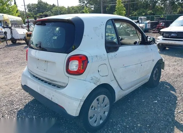 WMEFJ5DA2GK104674 2016 2016 Smart Fortwo- Passion/Prime/Prox 4