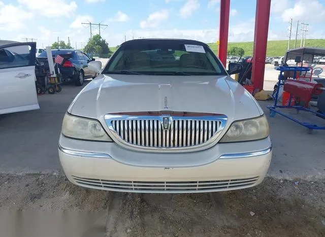 1LNHM82V36Y627084 2006 2006 Lincoln Town Car- Signature Limited 6