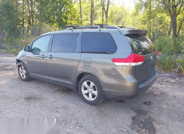 5TDKK3DC9BS130206 2011 2011 Toyota Sienna- Le V6 3