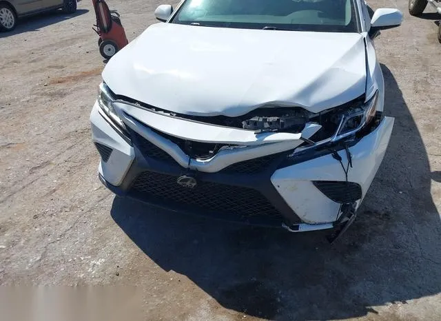 4T1B11HK7JU583089 2018 2018 Toyota Camry- SE 6