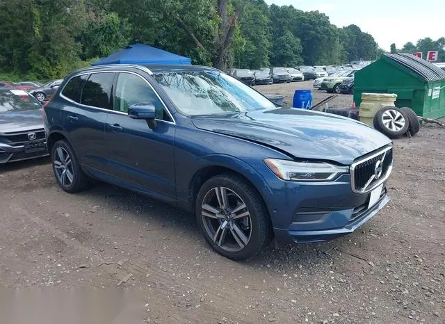 YV4A22RK4J1075985 2018 2018 Volvo XC60- T6 Momentum 1