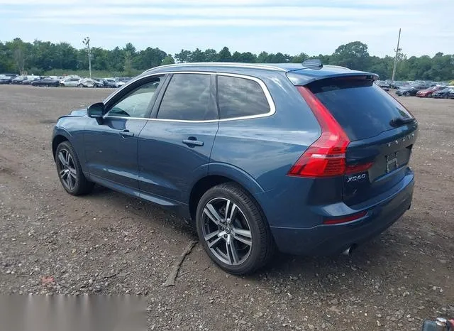 YV4A22RK4J1075985 2018 2018 Volvo XC60- T6 Momentum 3