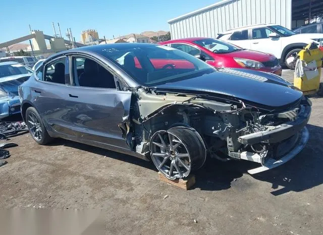 5YJ3E1EB0KF492919 2019 2019 Tesla Model 3- Long Range/Perfor 1