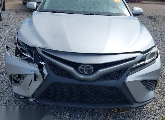 4T1B11HK4JU128569 2018 2018 Toyota Camry- SE 6