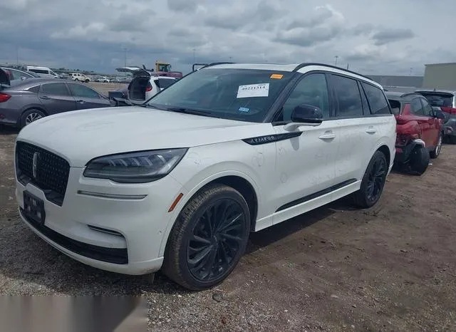 5LM5J7XC3PGL33346 2023 2023 Lincoln Aviator- Reserve 2