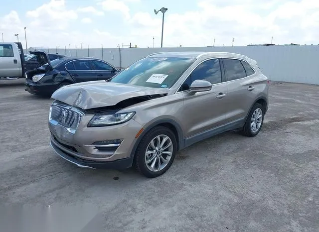 5LMCJ2C92KUL51139 2019 2019 Lincoln MKC- Select 2